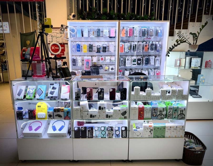 Продается остравок сотовых аксессуаров