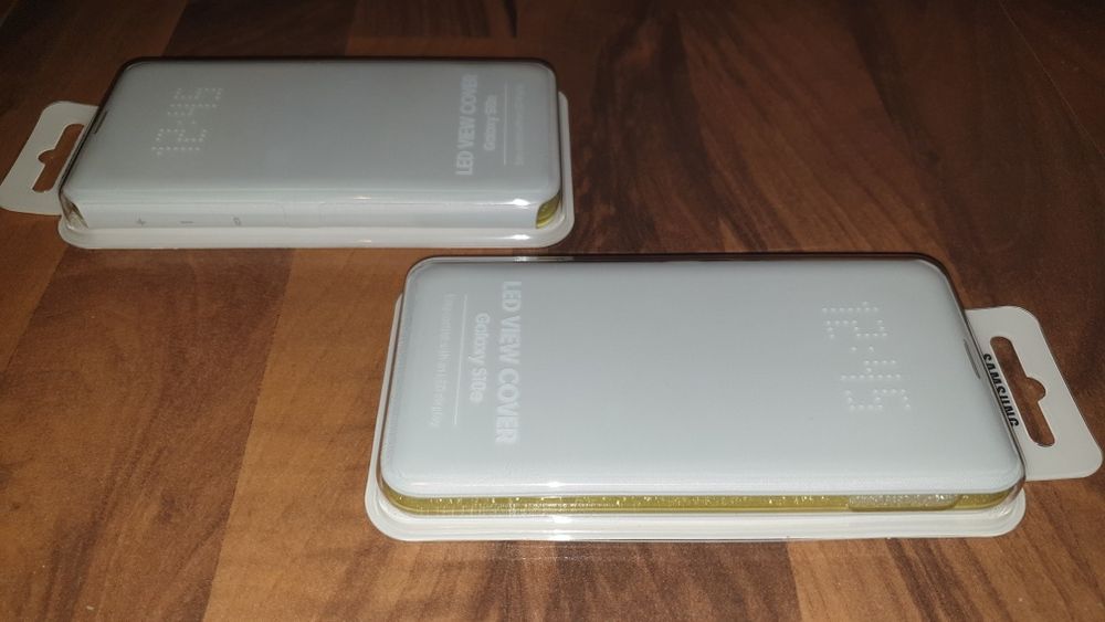 Husa flip smart activa originala Samsung Led View Cover S10e G970