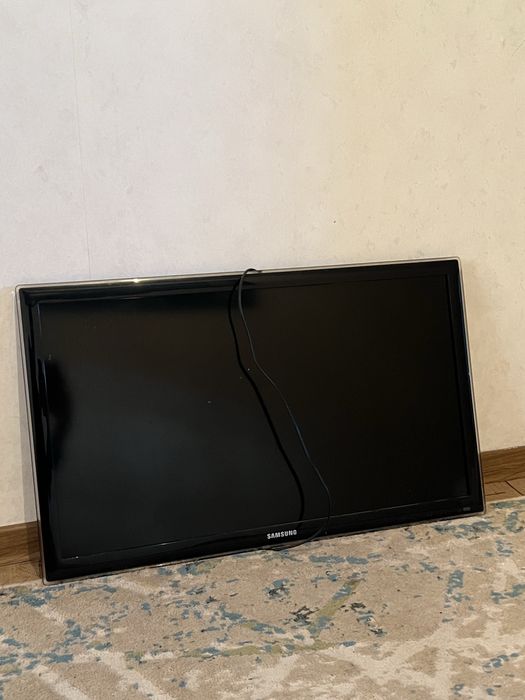 Телевизор в продаже