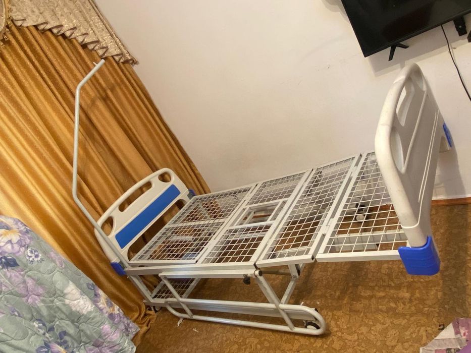 Продам кровать в хорошем состояние
