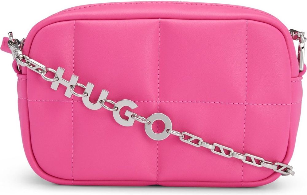 Alexandra Alberta Chiolo.  Boss ,Parfois 2/1