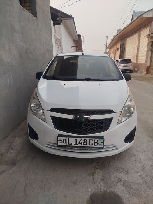 Spark sotiladi 2011 texnik xolati yaxshi