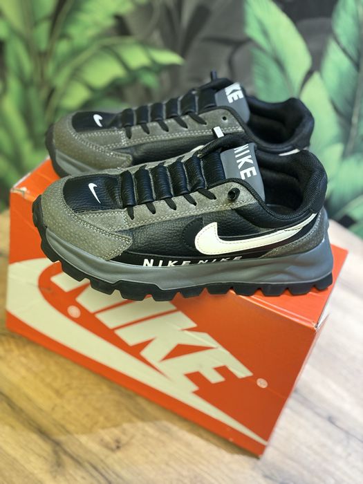 Кроссовки Nike детские р35 - Продам