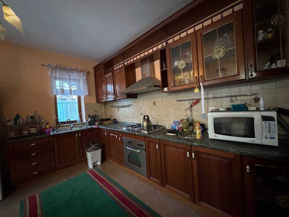 Кухонный гарнитур, холодильник