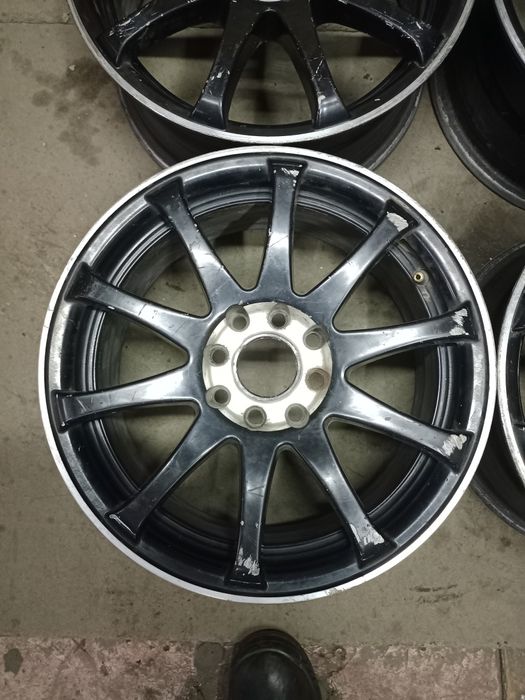 Продам диски на 15.уневерсальные.