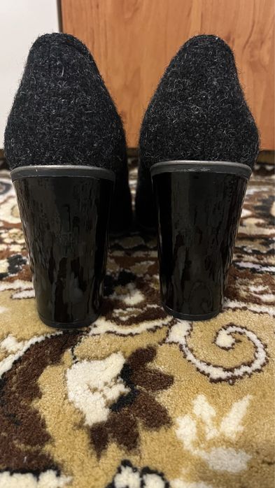 Дамски обувки на ток Clarks