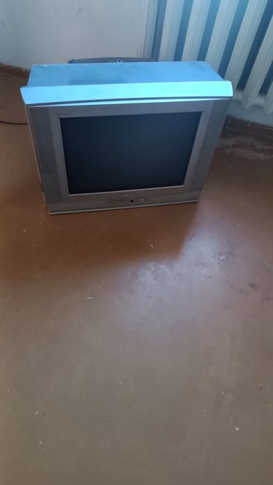 Продам телевизор