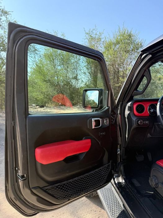 Jeep wrangler 2021г