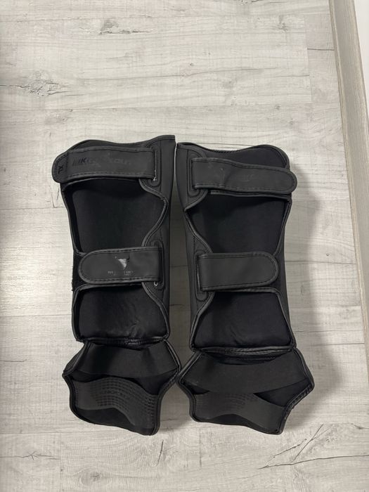 Tibiere Knockout (marimea XL)