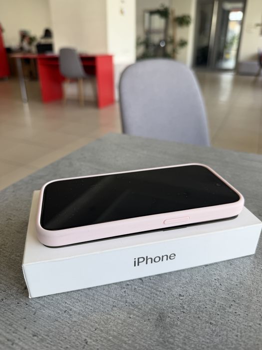 Iphone 15 Pro - impecabil