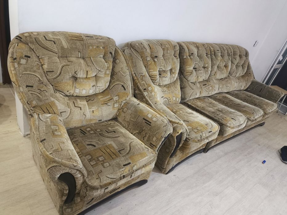 Продам диван и кресло