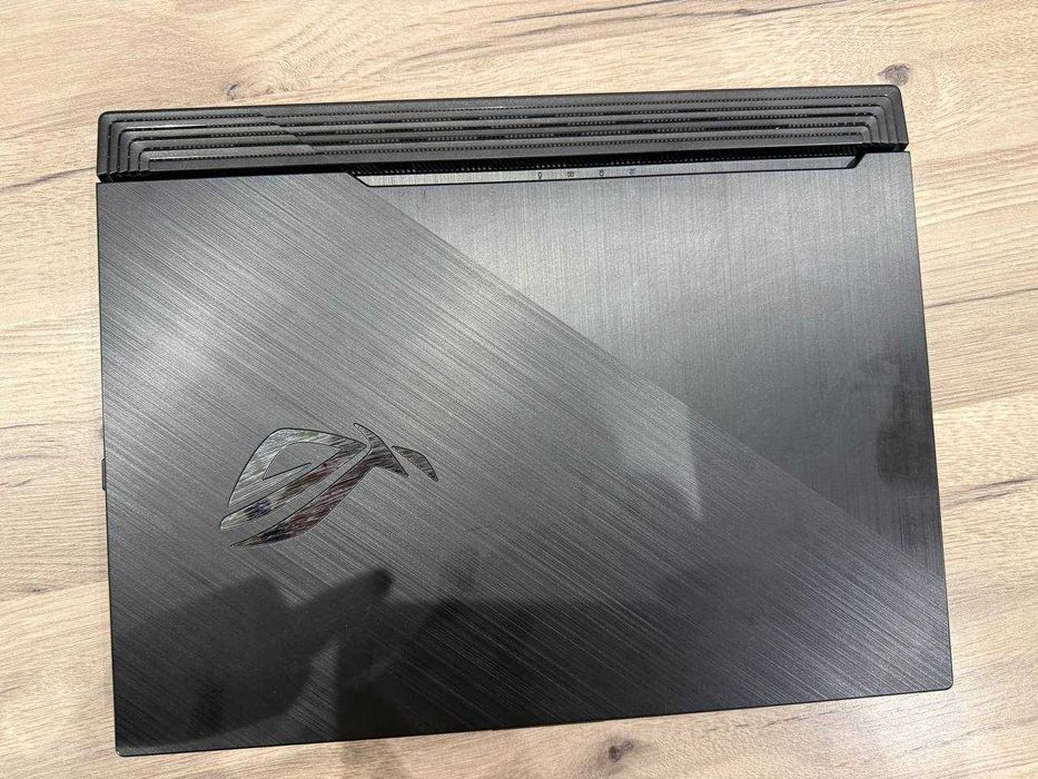 Asus BI7N6 Gaming 15.6" FHD, Intel Core i7- 9750H,