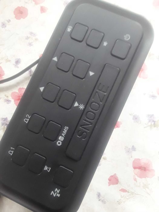 Radiio cu ceas aaprat anti insecte