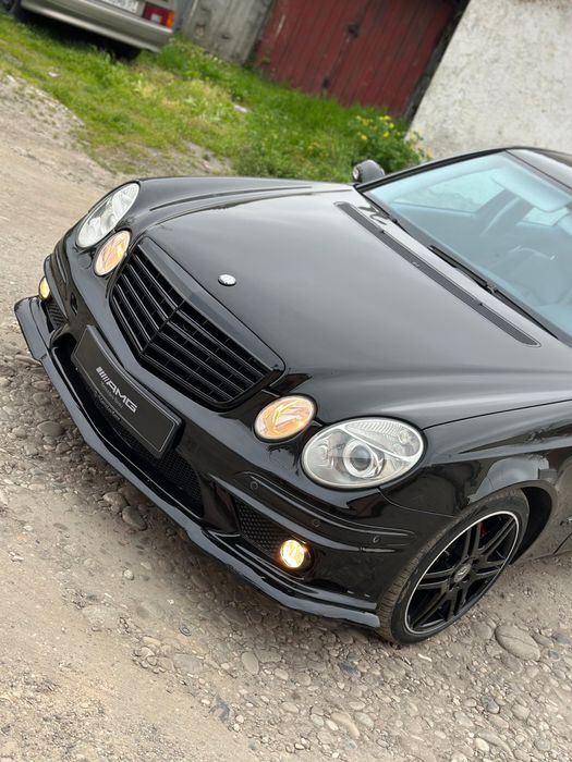 Передний бампер  Мерседес w211