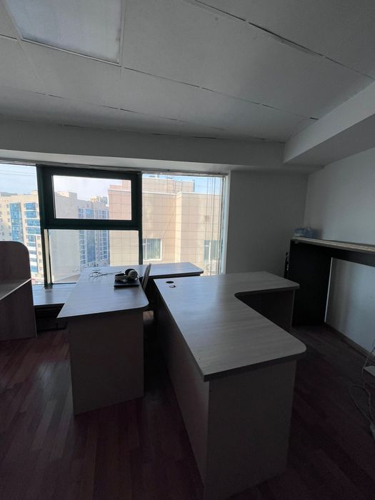 Продам офисную мебель