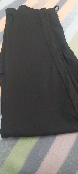Pantaloni noi F&F  eur 42/14