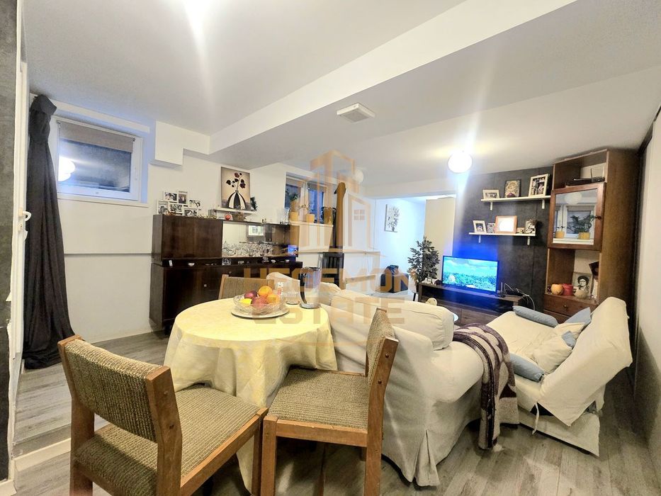 Продава се Двустаен апартамент в Варна, Гръцка махала - 40 кв.м за 1722 €/кв.м - Снимка #2