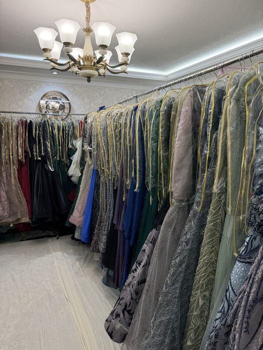 Вечернее платье в большом ассортименте