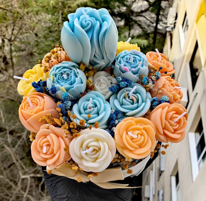 Букети от соеви свещи