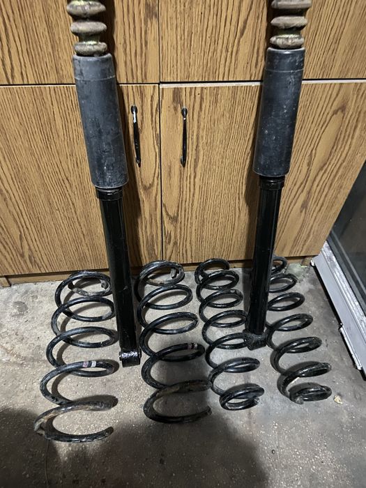 Arcuri fata spate golf  4