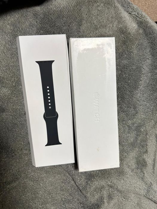 Продам Apple Watch 9 41mm