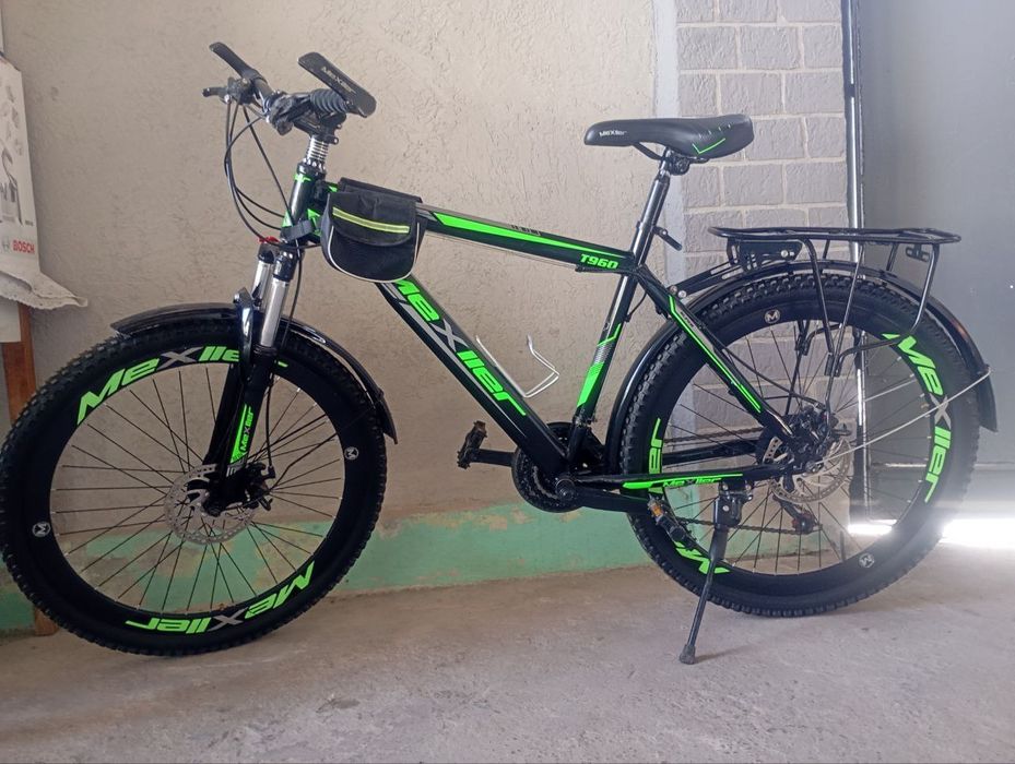 Продается свой семискоротной велосипед , размер 26