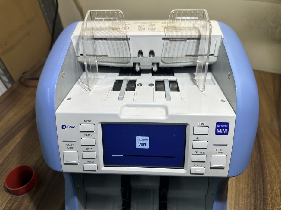 Банкнотоброячна машина KISAN NEWTON MINI