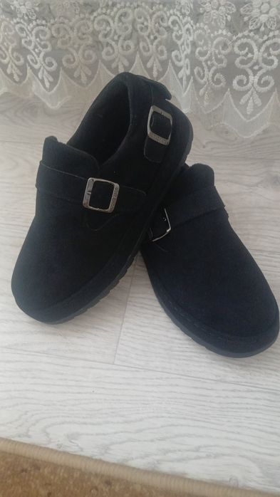 Продам обувь новые