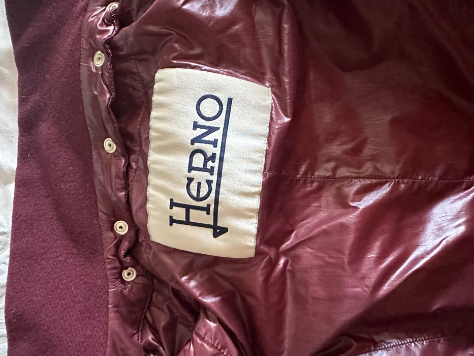 Куртки женские 48 р