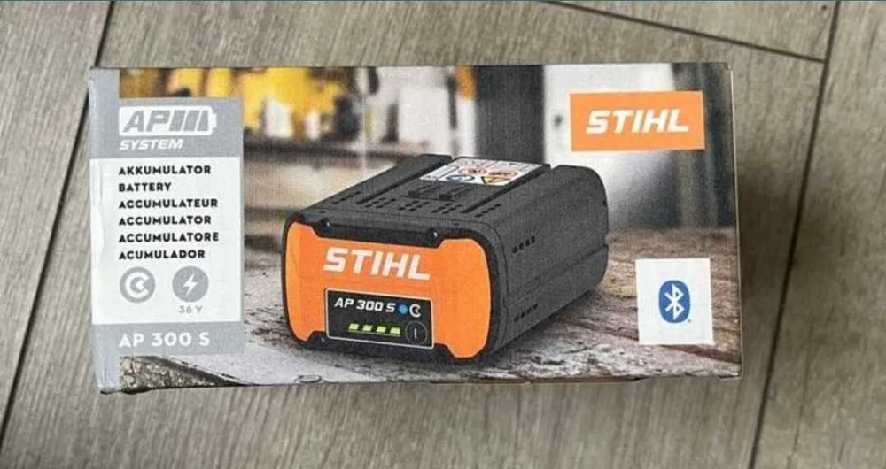 Чисто НОВА последен брой батерия Stihl AP 300 S, акумулаторна батерия Stihl, батерия за трион, храсторез, косачка, тример кастрачка коса