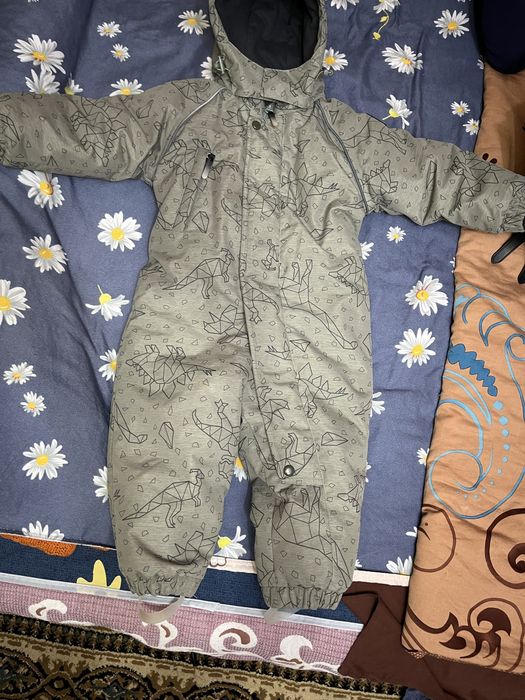 Продам комбинезон детский