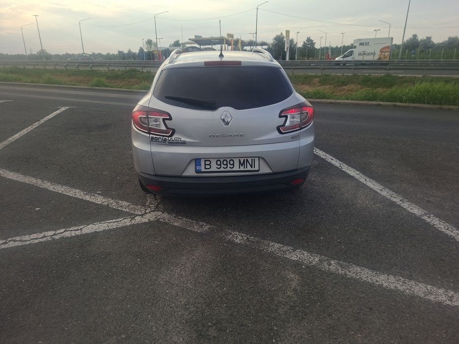 RENAULT Megane 2011 — imagine 2