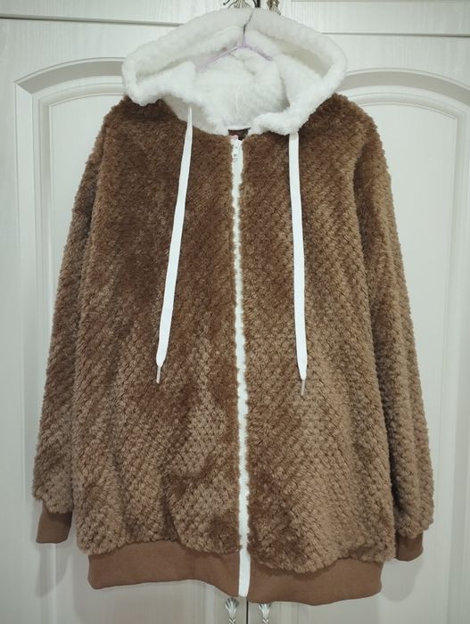 Кофта женская.              .