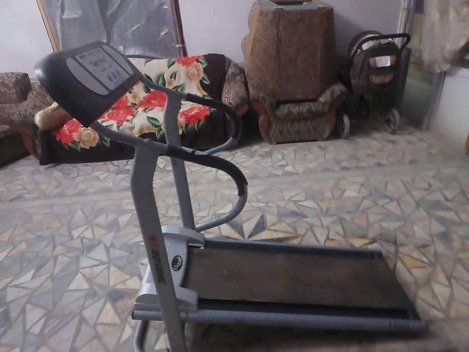 Беговая дорожка  в отличном состоянии недорого
