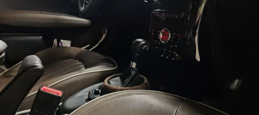 MINI Countryman Cooper SD ALL4 | 2.0 Diesel 143 CP | Automat | Full Option | Panoramic | Harman Kardon.