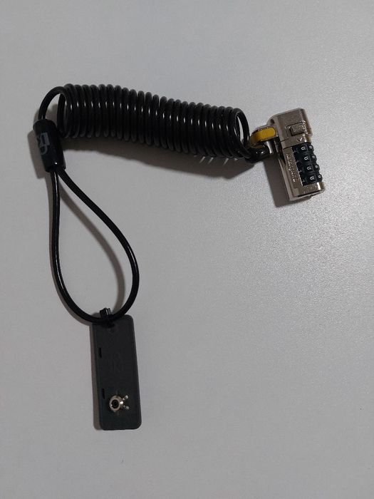 Cablu de securitate Laptopului Kesington ClickSafe cu cifru, portabil