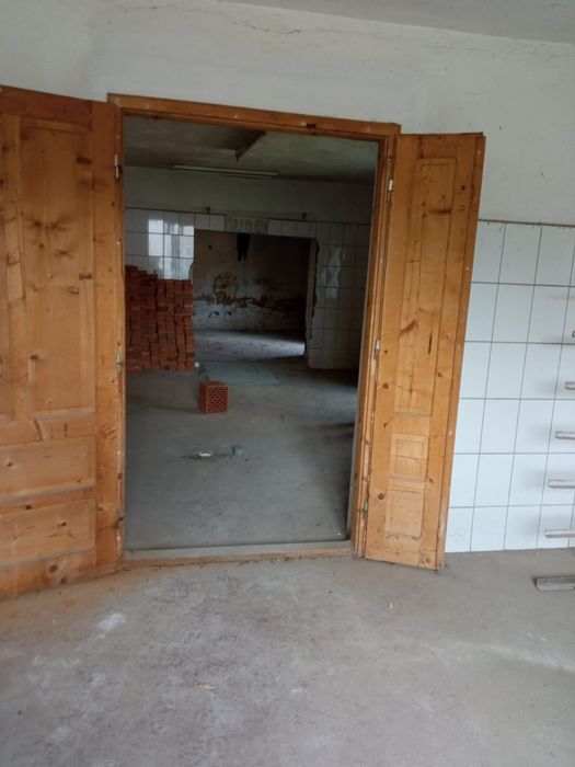 Vand  casa cu teren de 1400 mp direct de la proprietar