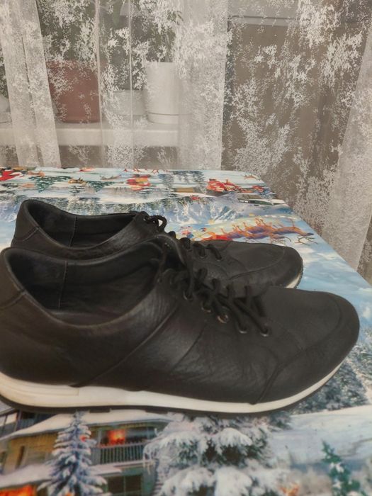 Мужские кросовки натуральные полностью