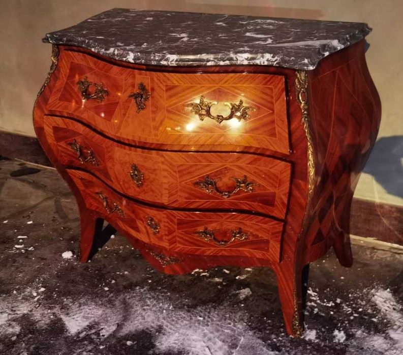 Комоди Конзоли/Огледала