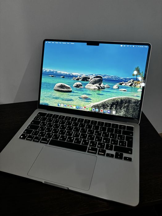 Macbook air m2 2022г