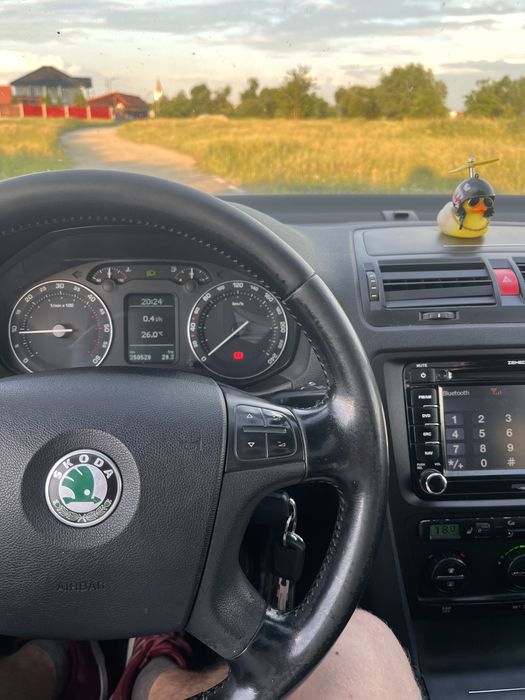 Vând Skoda Octavia 2
