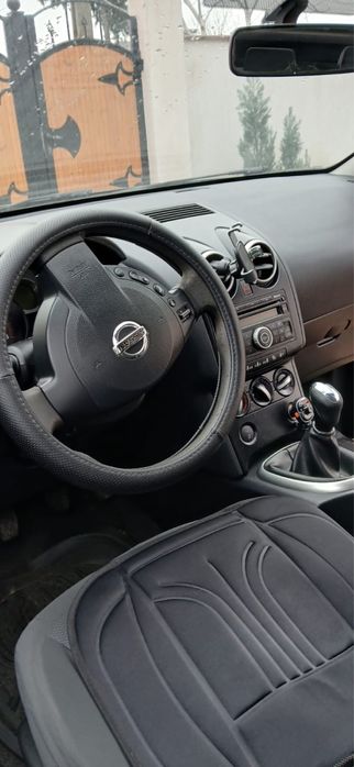 Nissan Qashqai benzina