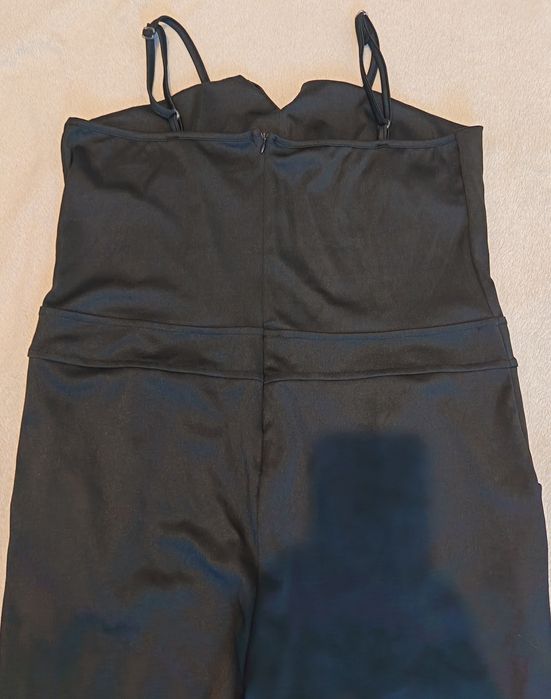 Vând salopeta eleganta