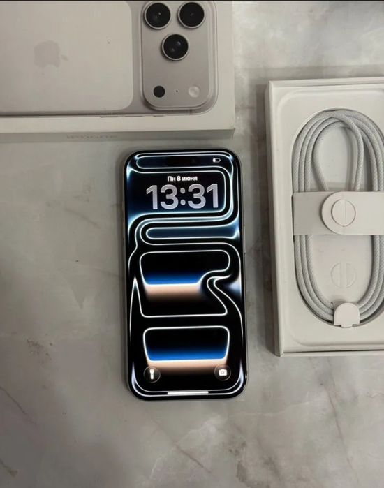 iPhone 17 Pro, 256 ГБ, SIM