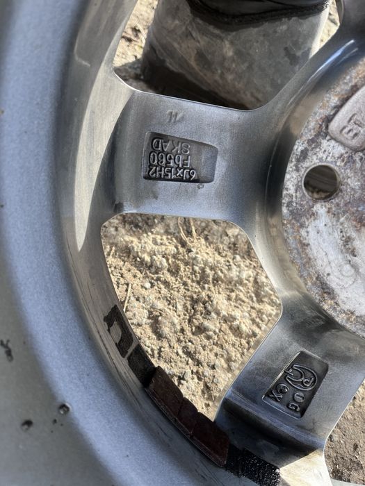 Продам диски r15