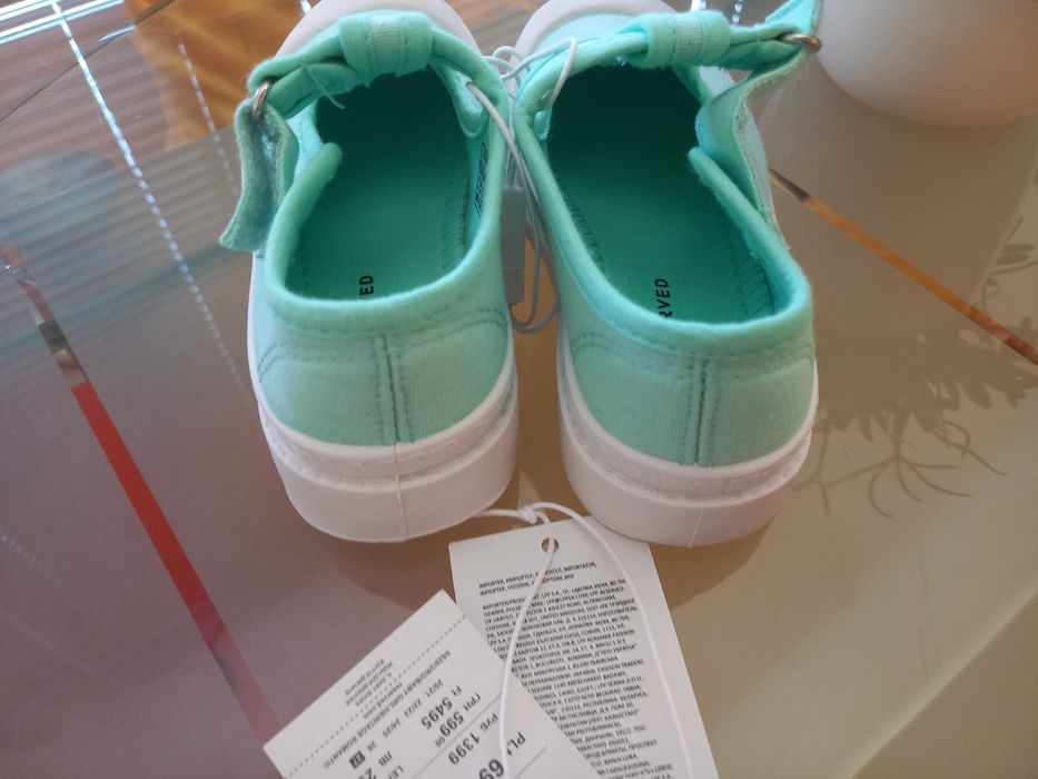 Текстилни летни сандали Reserved