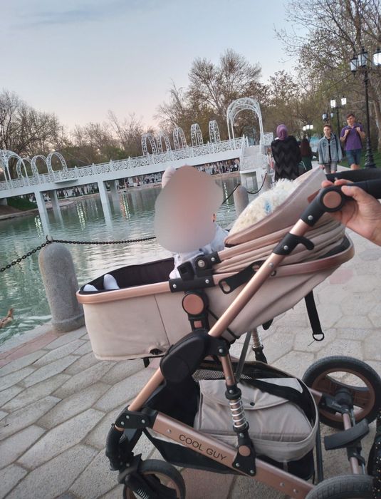 Kolyaska ideal xolatda bolalar uchun