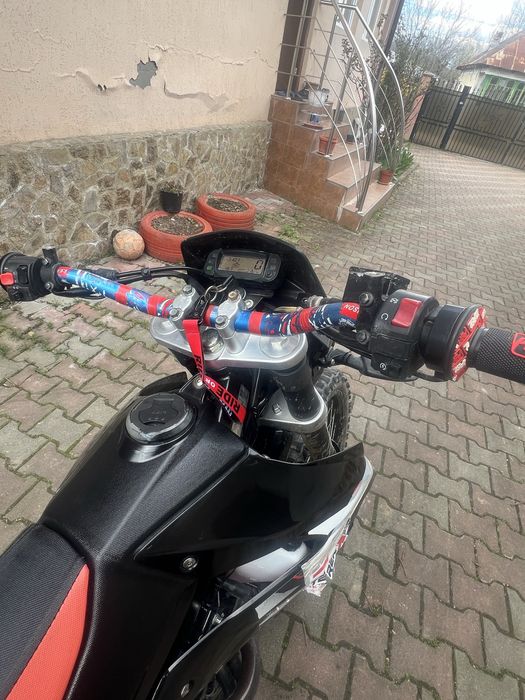 Vand aprilia rx 125 2020 (fac schimb cu un cross de 250)
