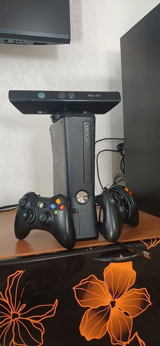 Продаю xbox 360.