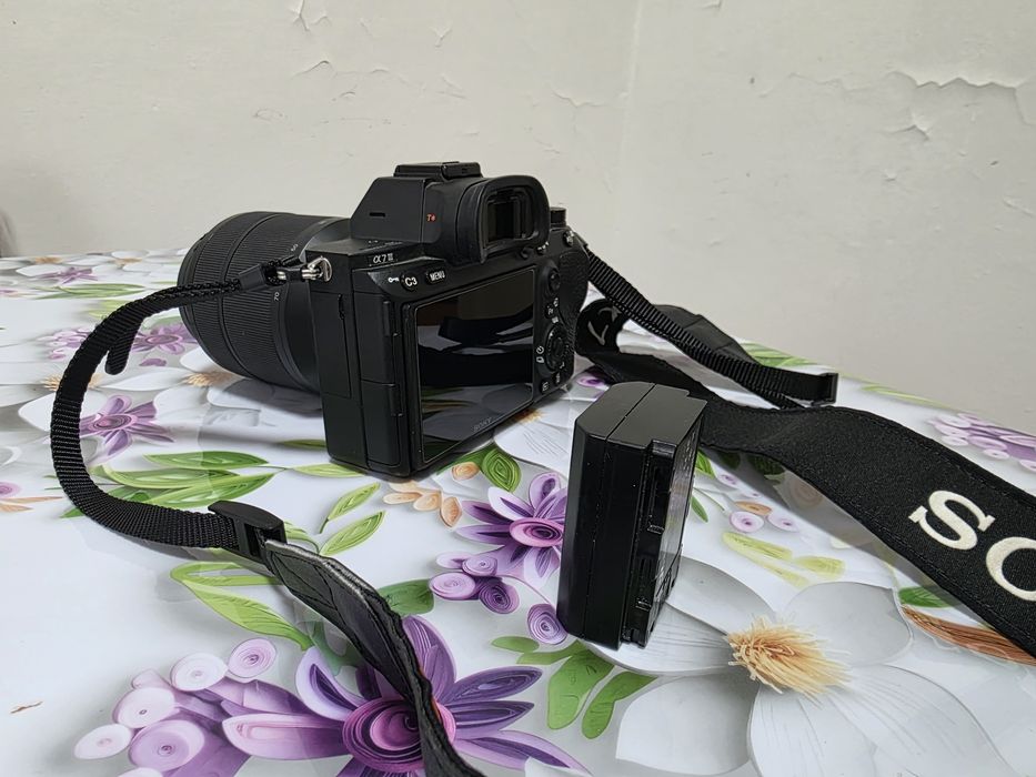 SONY  A 7 3   FE.3.5-5.6/28-70